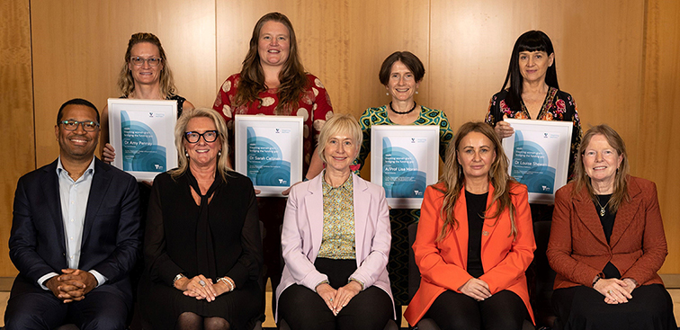Photo of the 2023 veski Award Winners, including Dr Louise Shewan from Faculty of Science