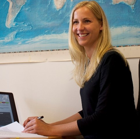Profile picture of Mandy Freund