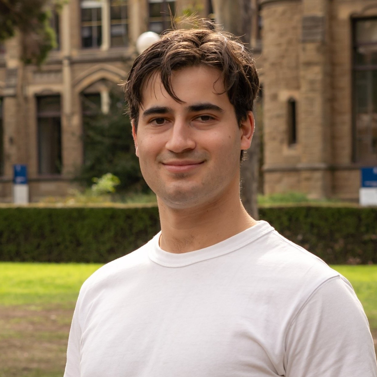 Luca Tullio Zudich, Dr Rex Williamson and Family Scholarship recipient